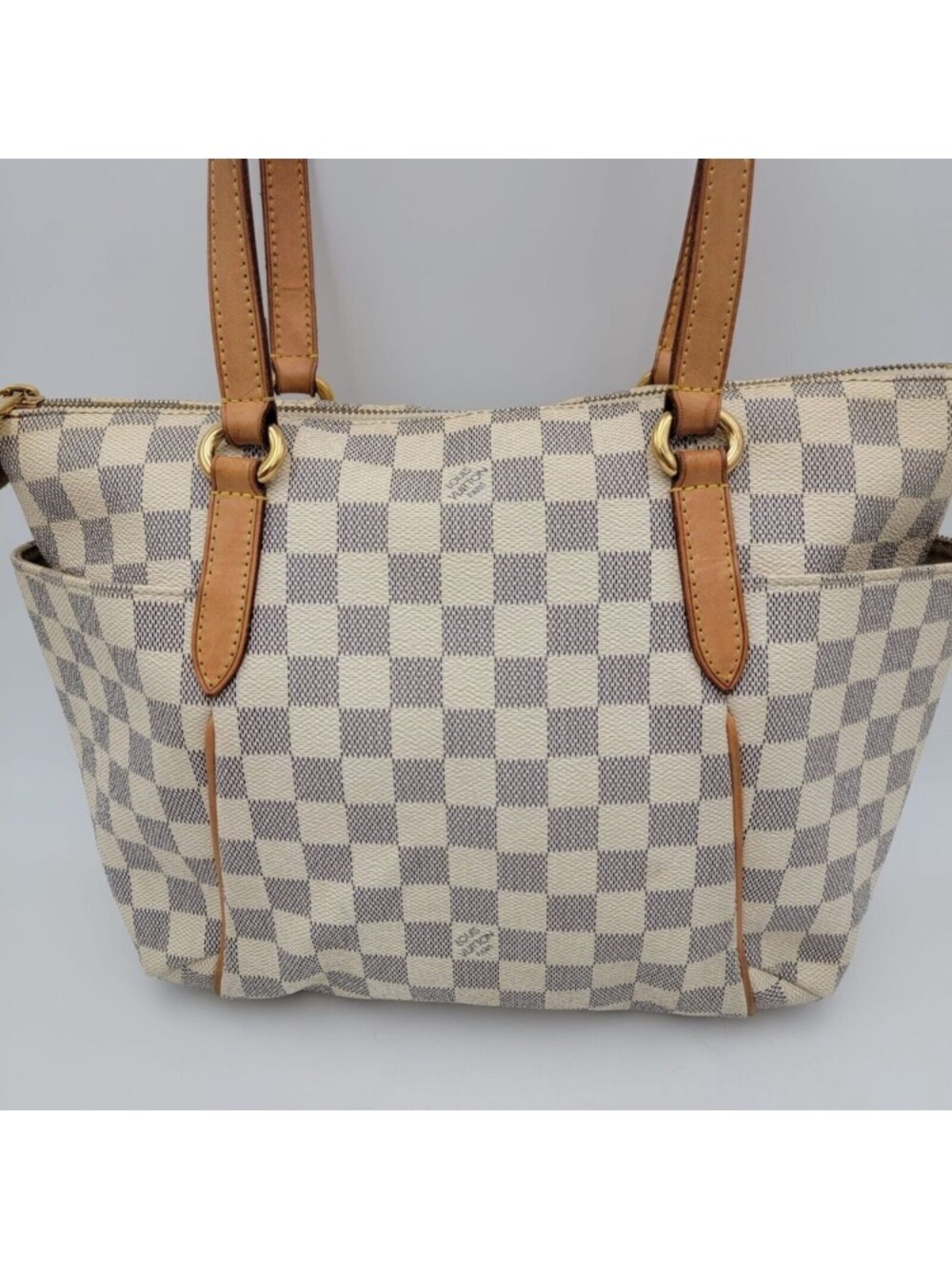 Louis Vuitton Damier Azur shoulder/tote with Tan Leather Trim. Authentic - Picture 3 of 17